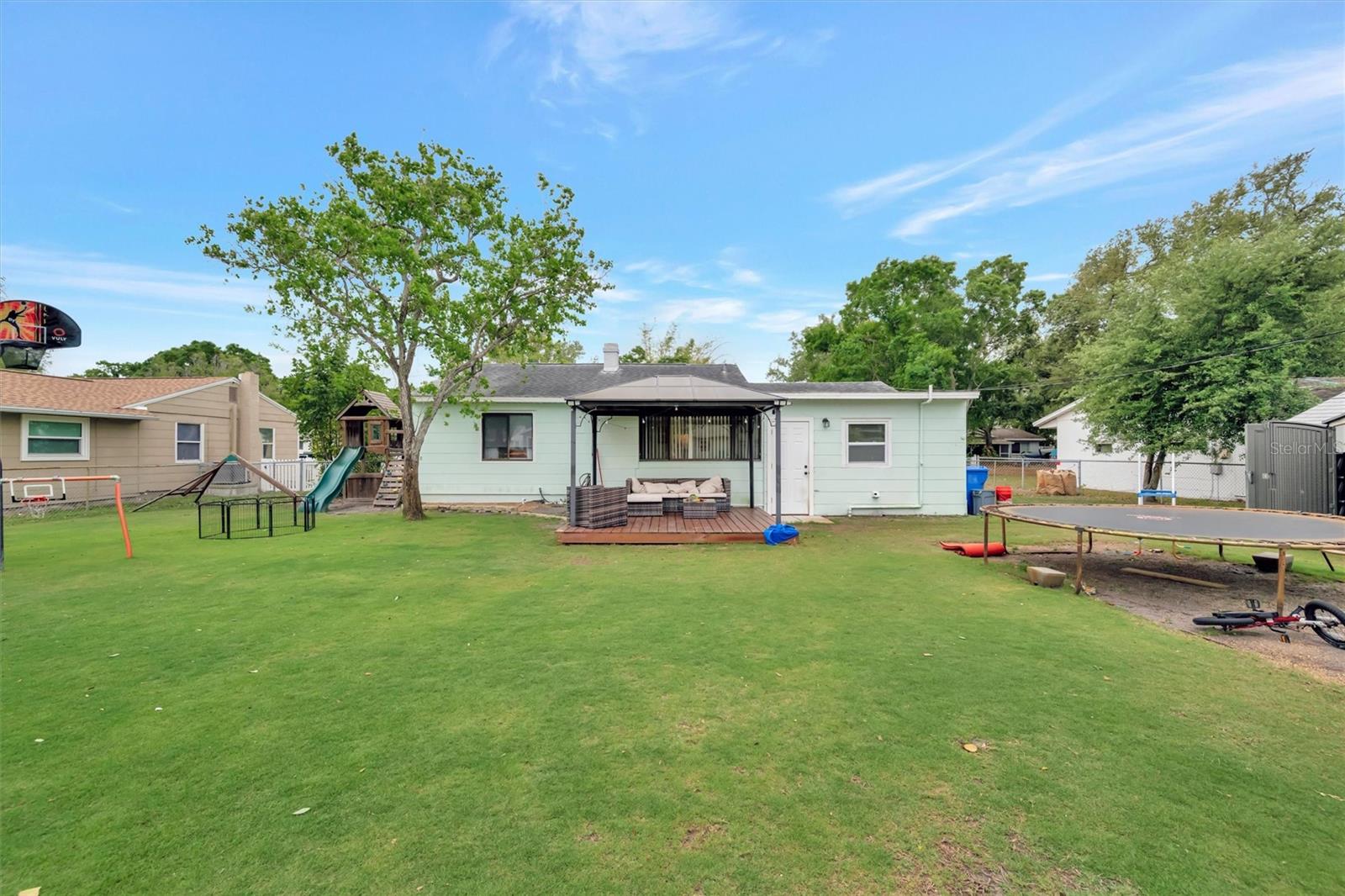 ARCADIA ANNEX - Land