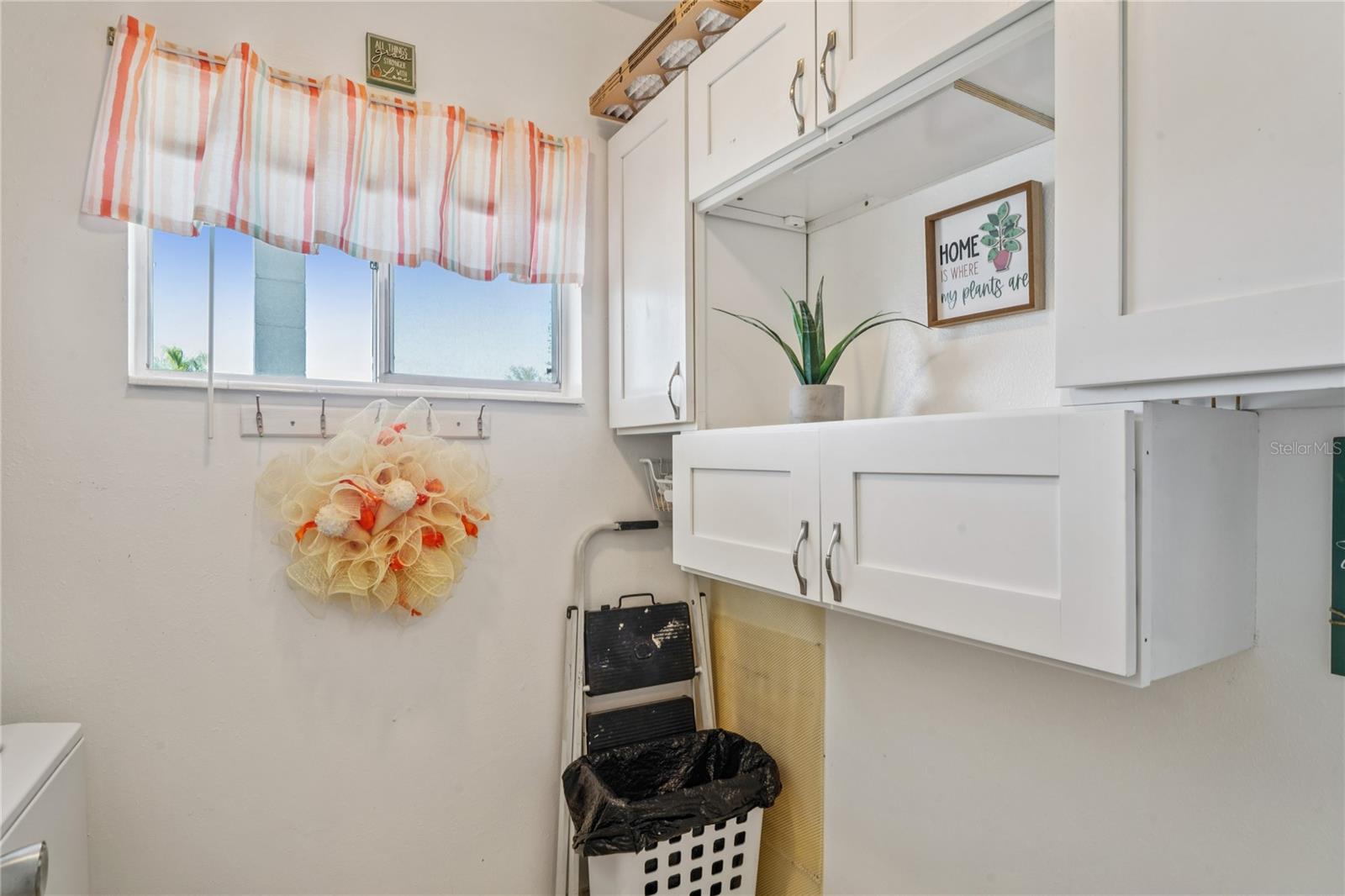 THE THIRD BAYSHORE - Residential