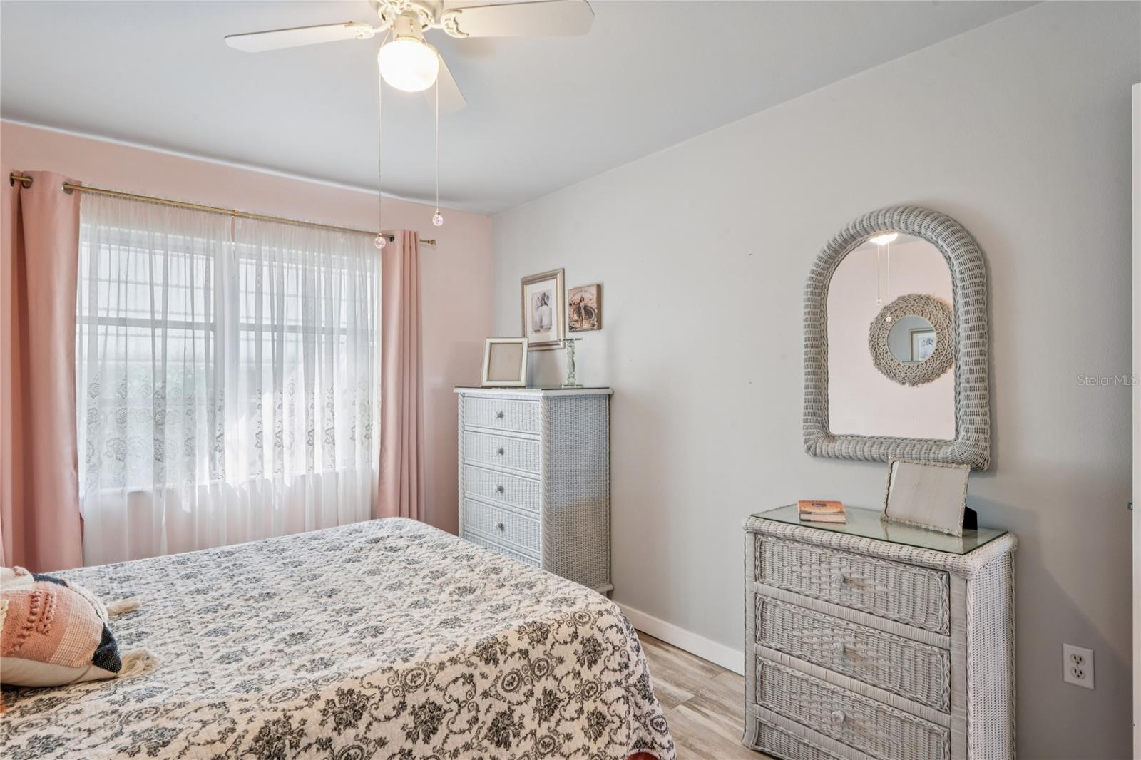 THE THIRD BAYSHORE - Residential