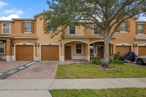 Photo of 11179 Savannah Landing Circle, Orlando, FL 32832 (MLS # O6347082)