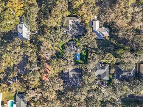 A home in HOWEY IN THE HILLS