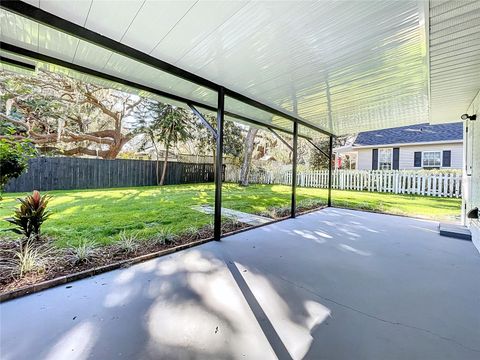 A home in HOWEY IN THE HILLS