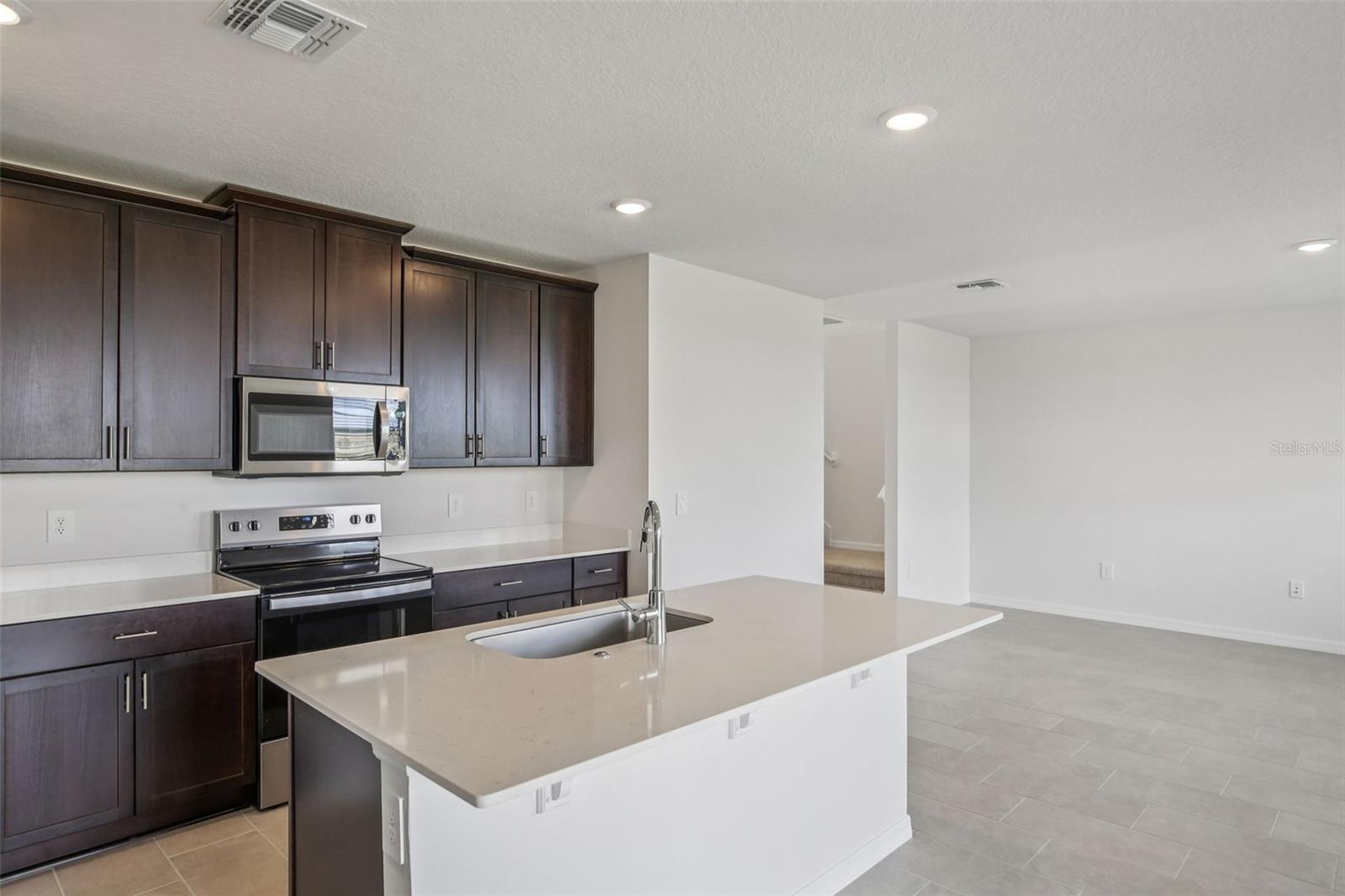 SPRINGS AT LAKE ALFRED - Residential