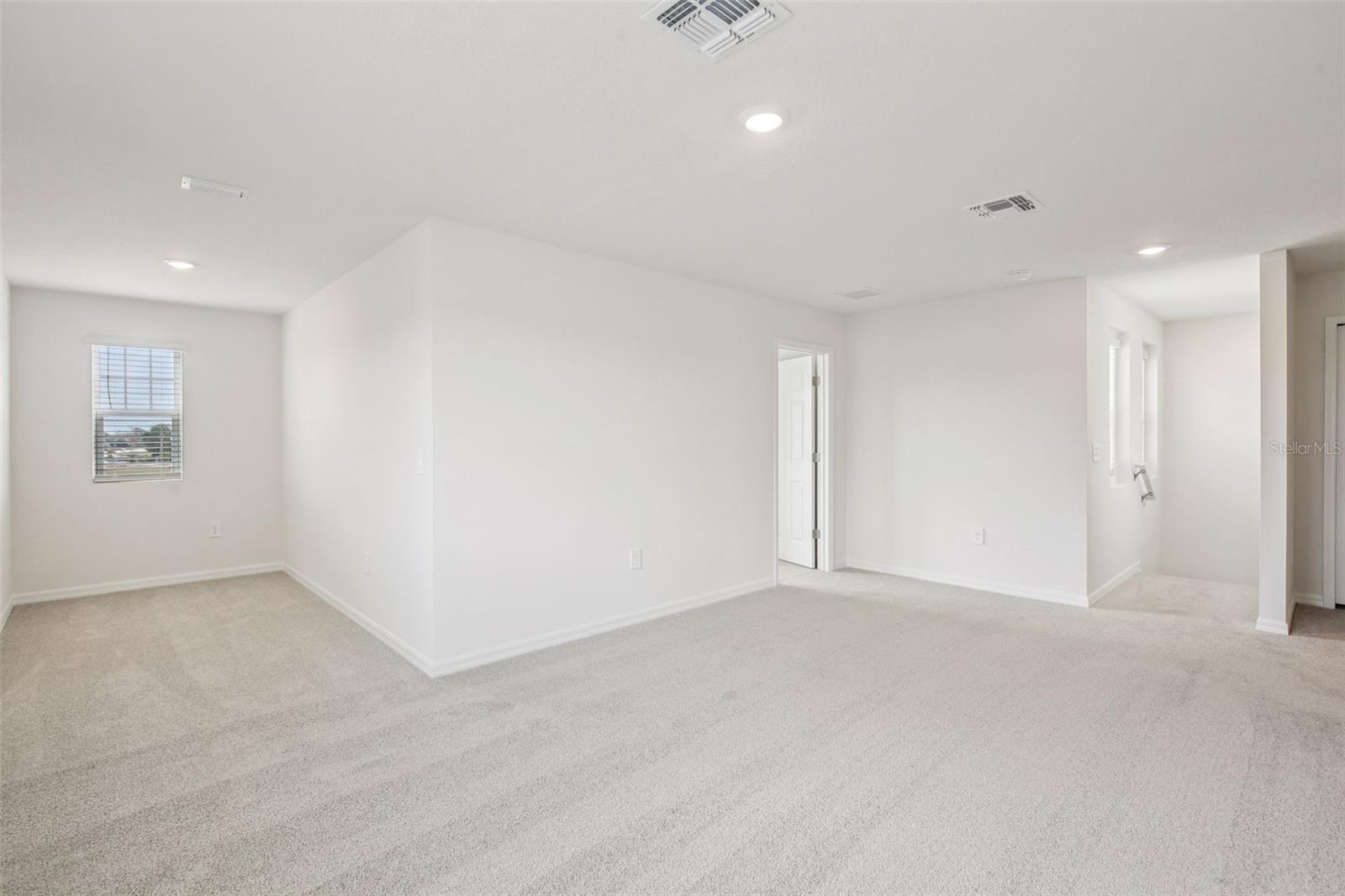 SPRINGS AT LAKE ALFRED - Residential