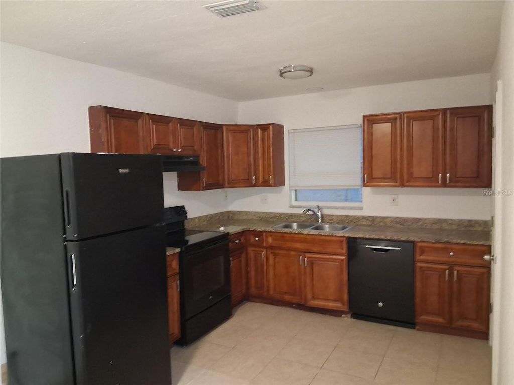 Photo of 2843 13th Avenue N, St Petersburg, FL 33713 (MLS # O6396681)