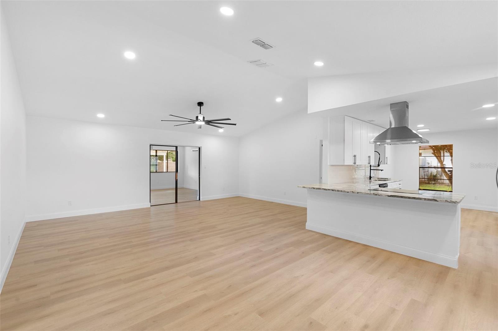 DEER RUN UNIT 5 - Residential