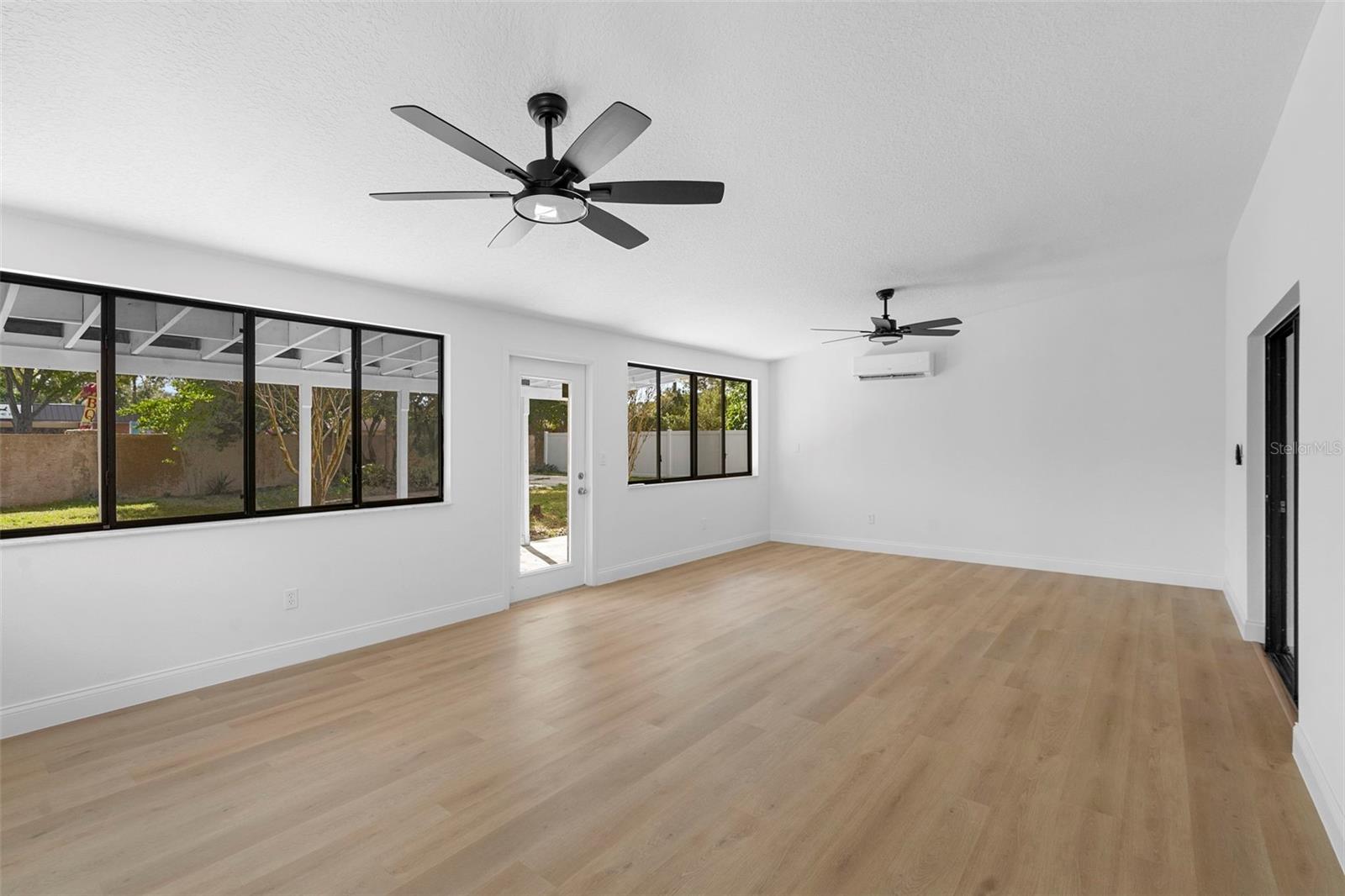 DEER RUN UNIT 5 - Residential