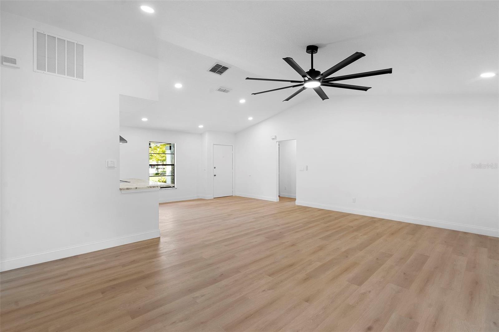 DEER RUN UNIT 5 - Residential