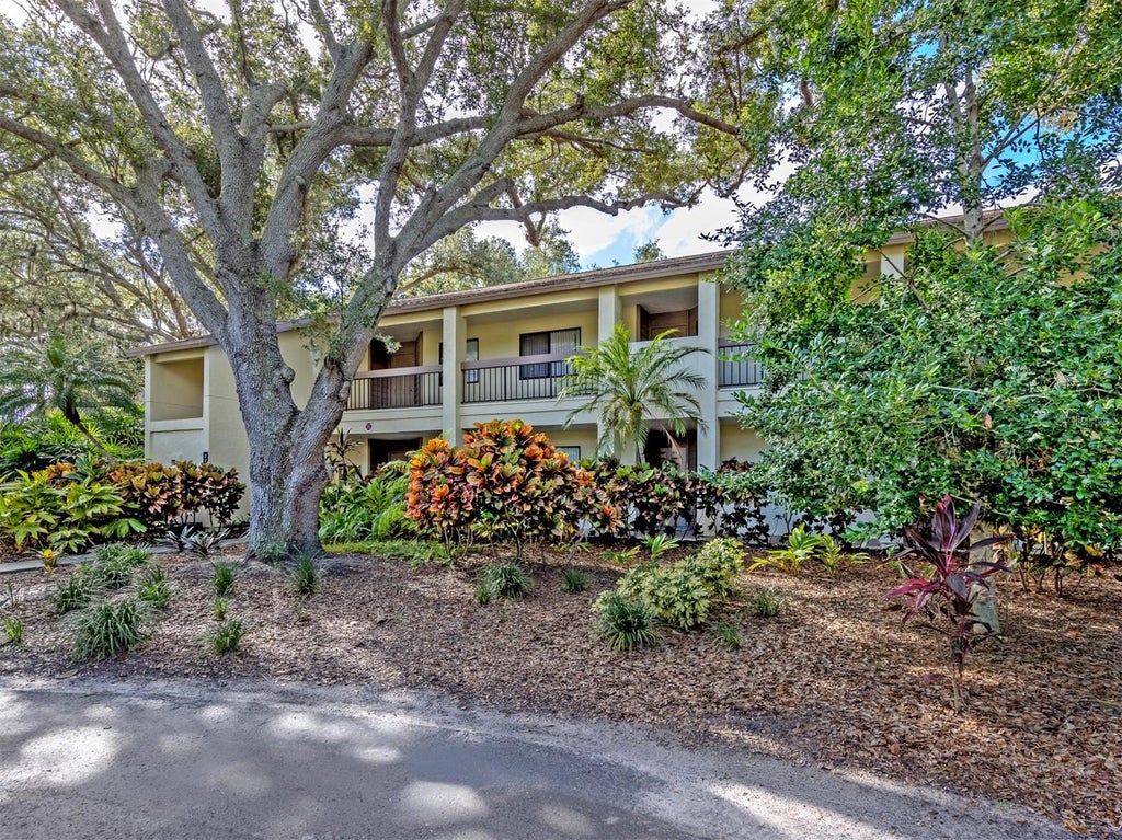 Photo of 772 Bird Bay Drive N #202, Venice, FL 34285 (MLS # N6145707)