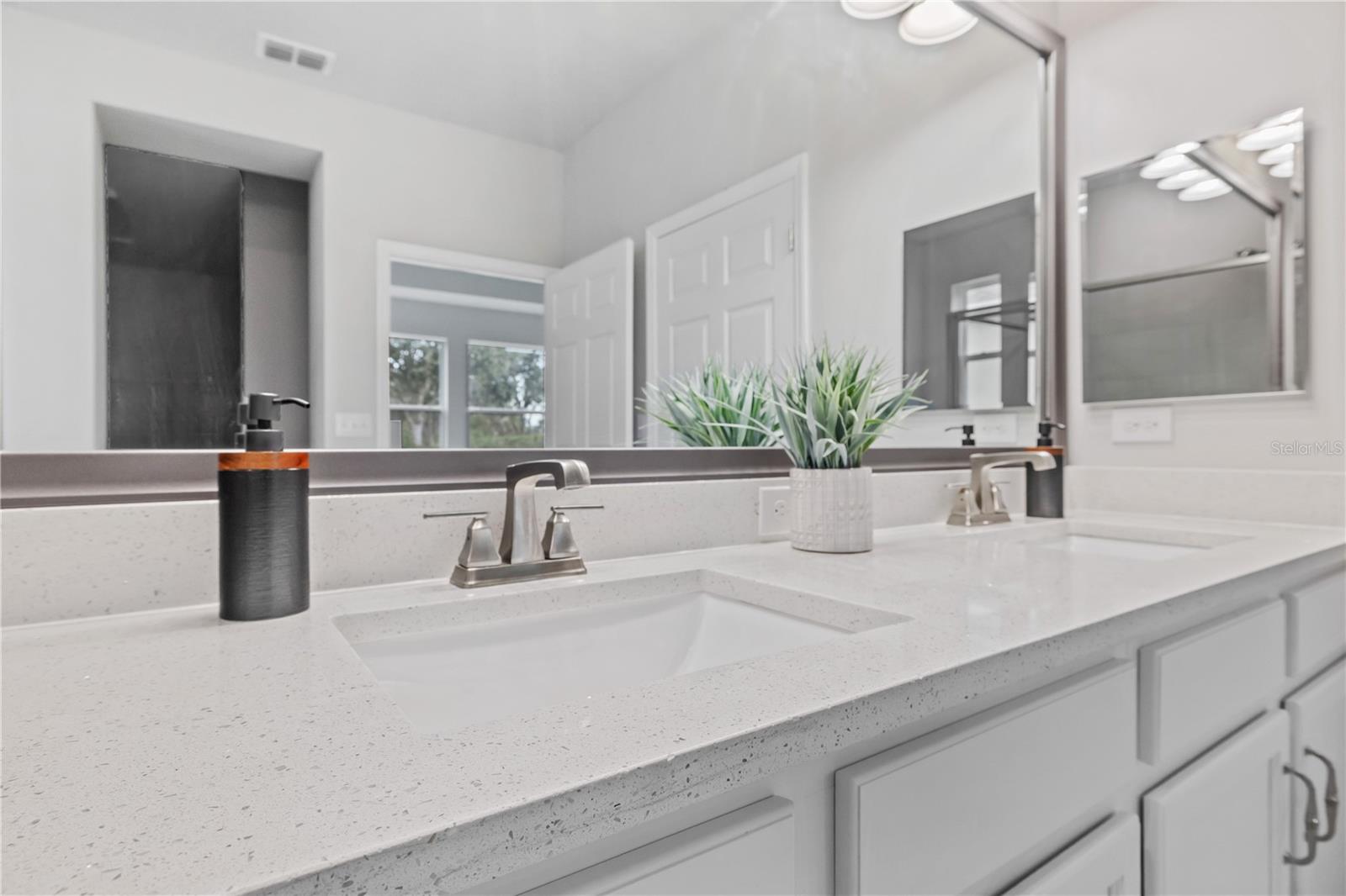 FISHHAWK RANCH WEST PH 3B - Residential