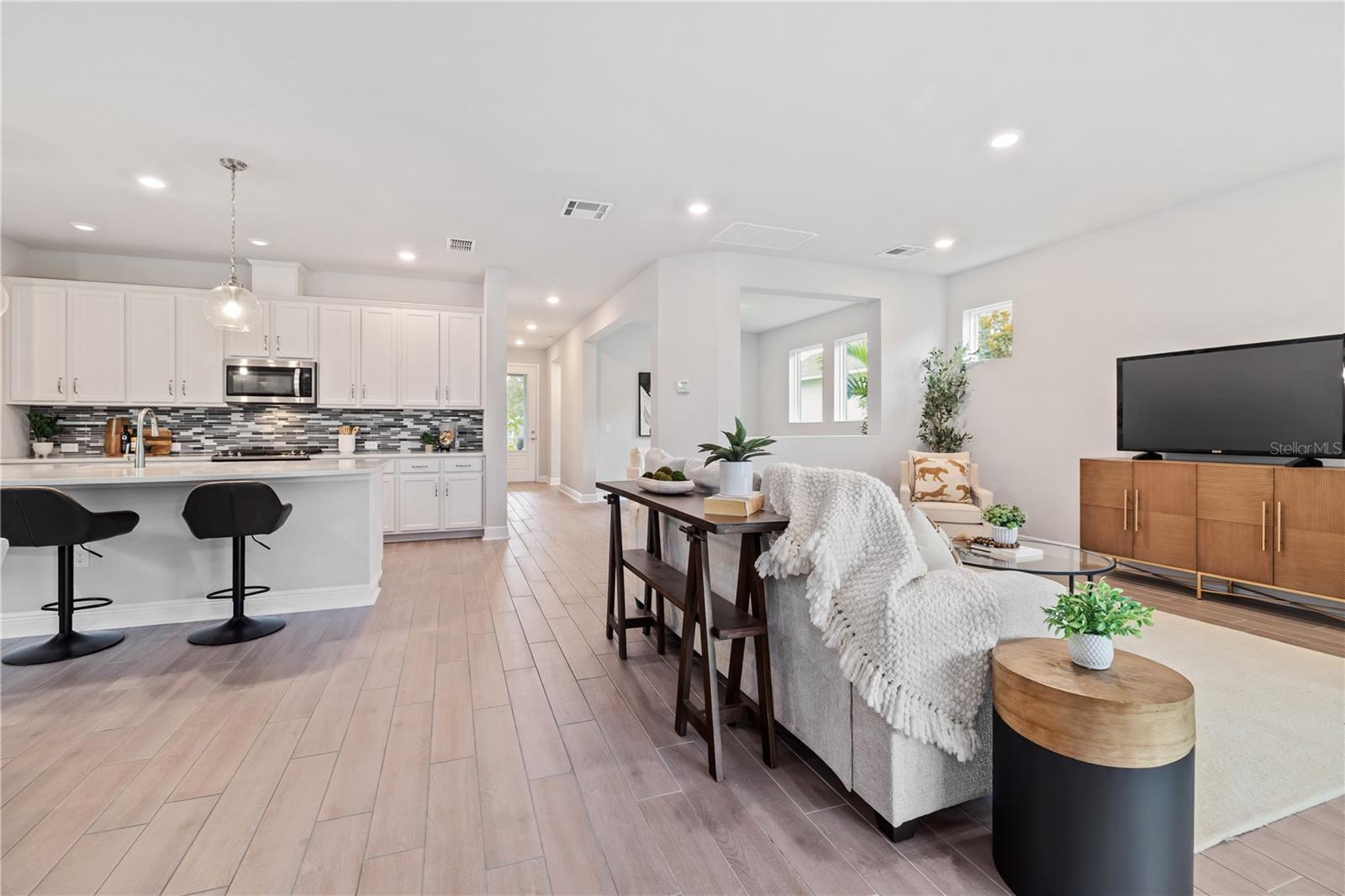 FISHHAWK RANCH WEST PH 3B - Residential