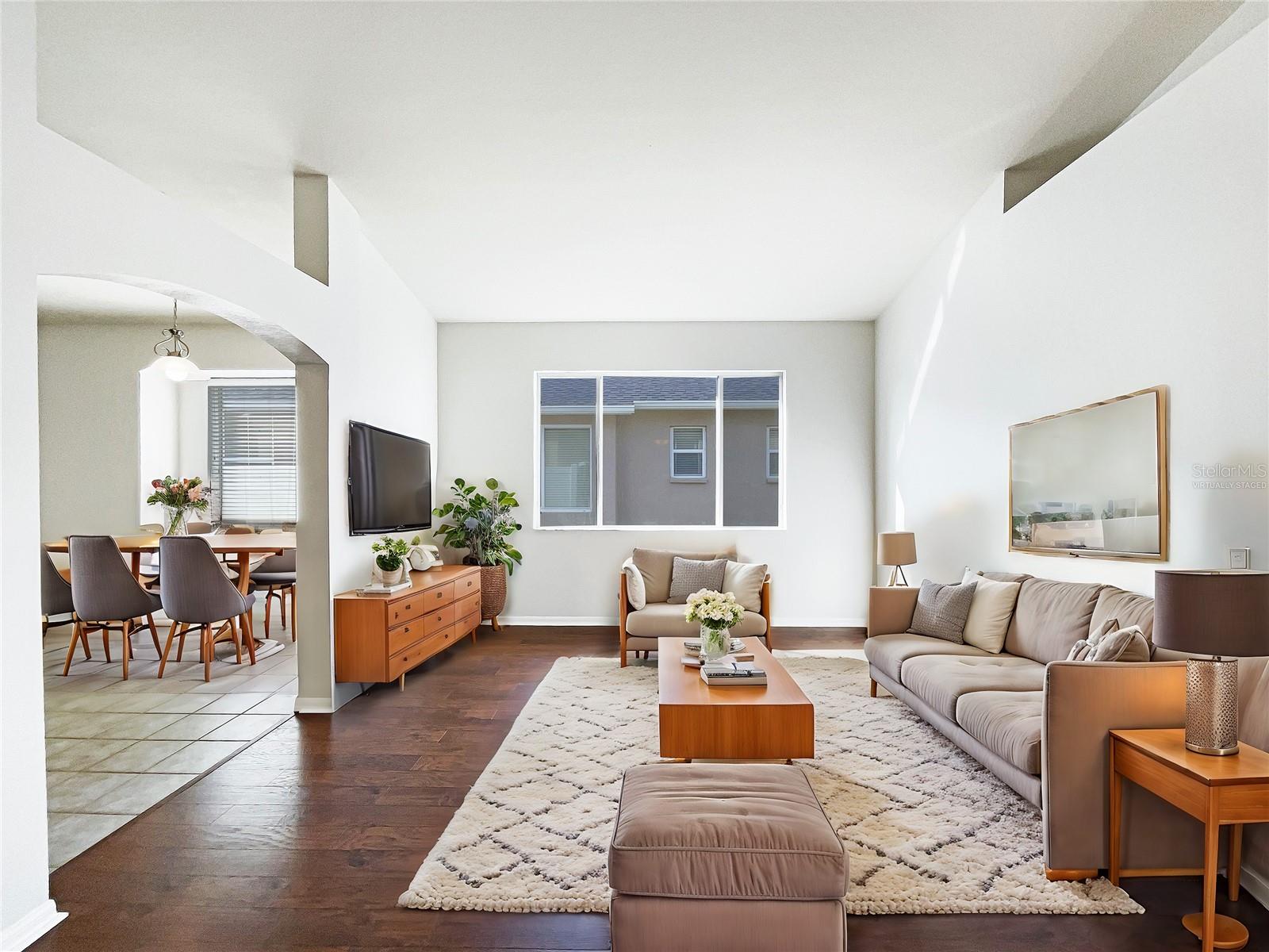 34434 WINDKNOB COURT