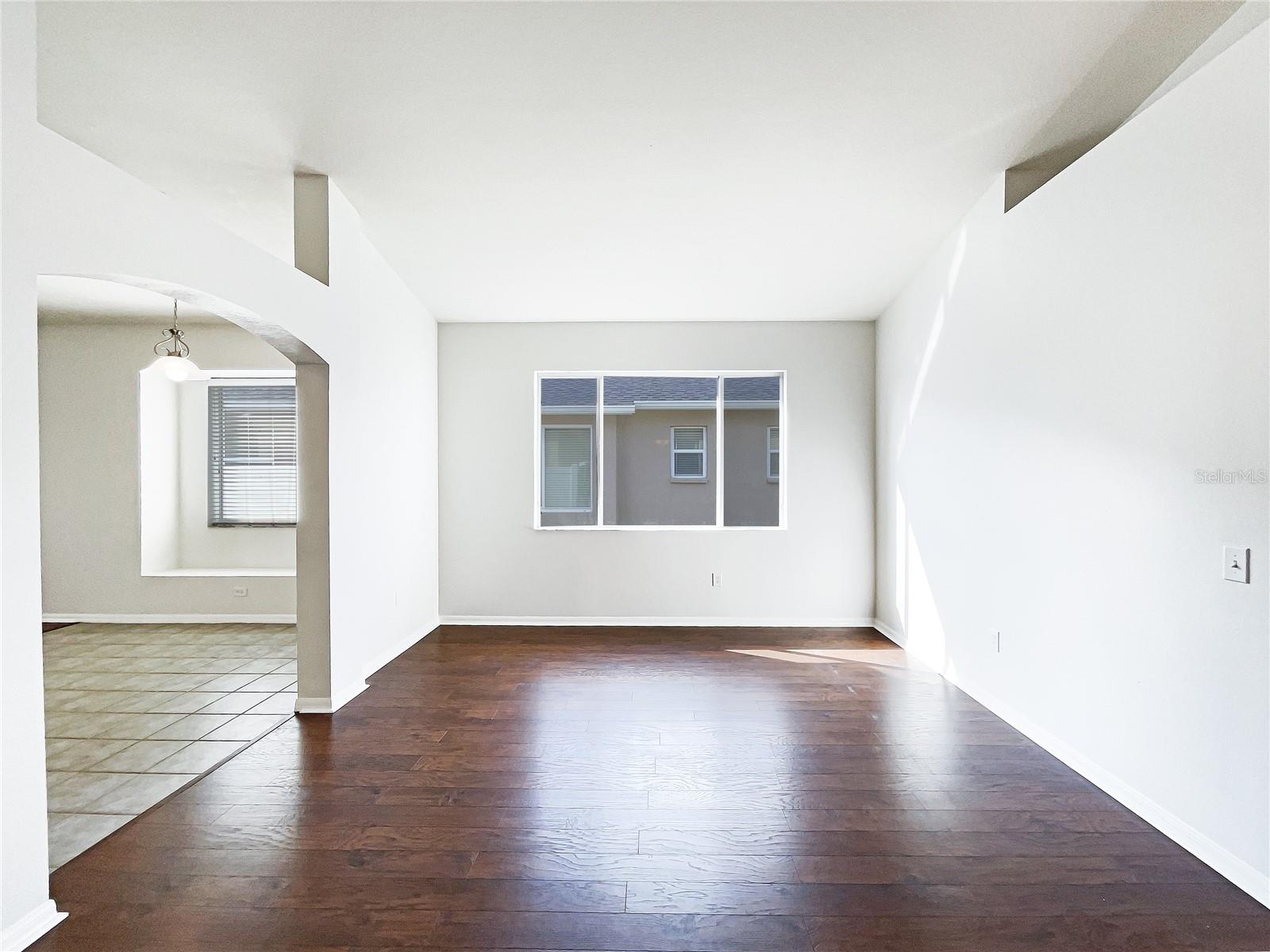 34434 WINDKNOB COURT