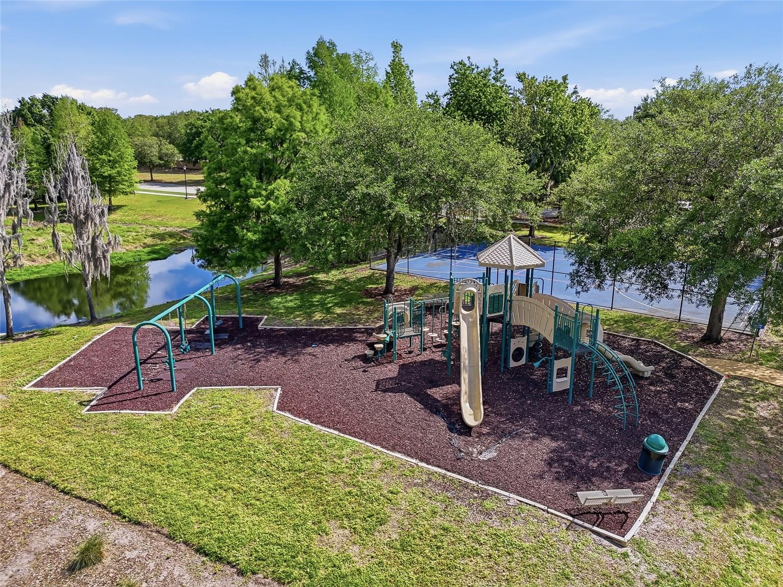 WATERS EDGE 04 - Residential