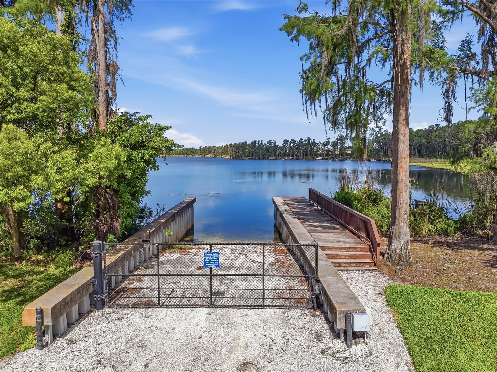 WATERS EDGE 04 - Residential