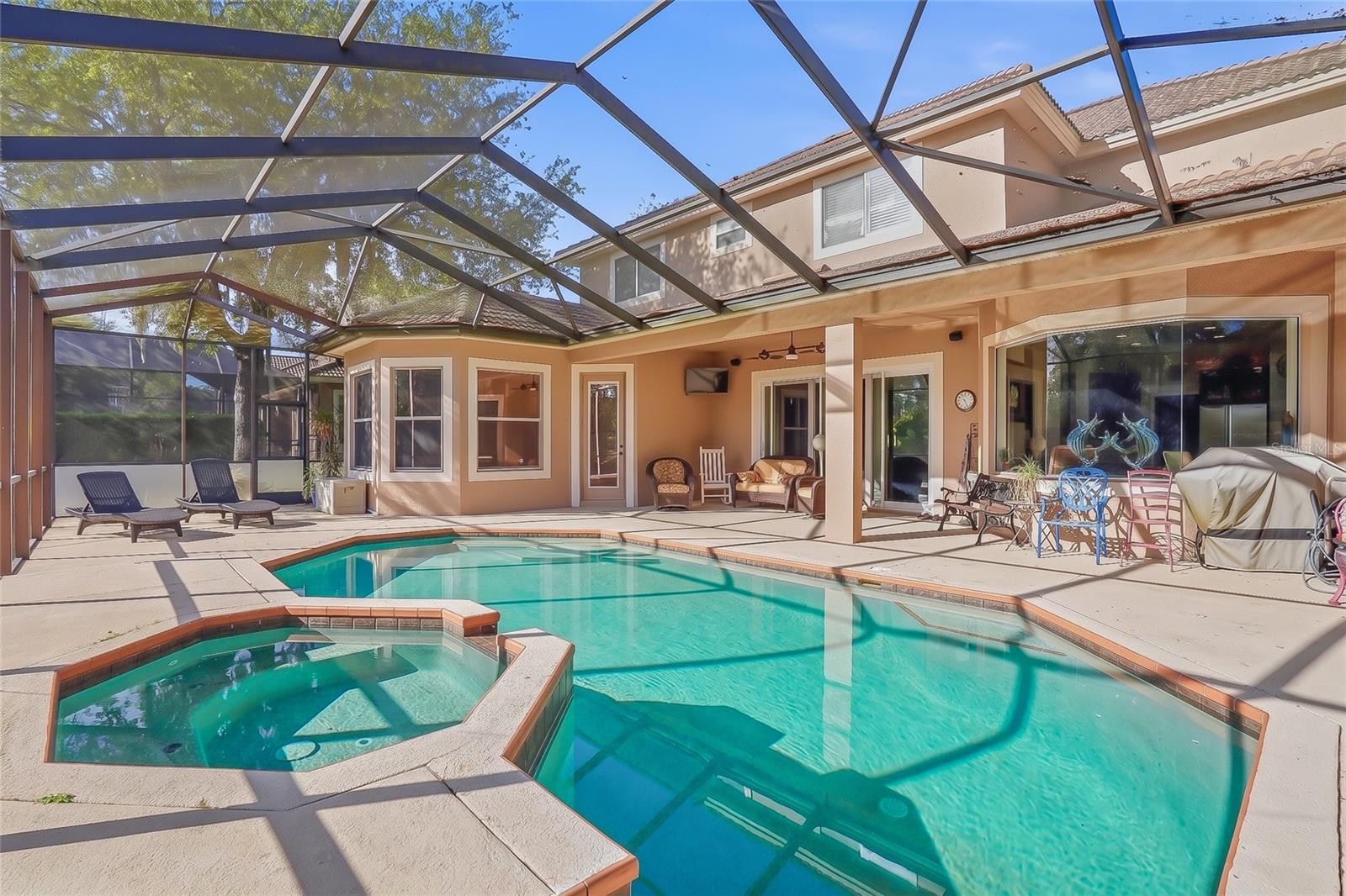 WATERS EDGE 04 - Residential