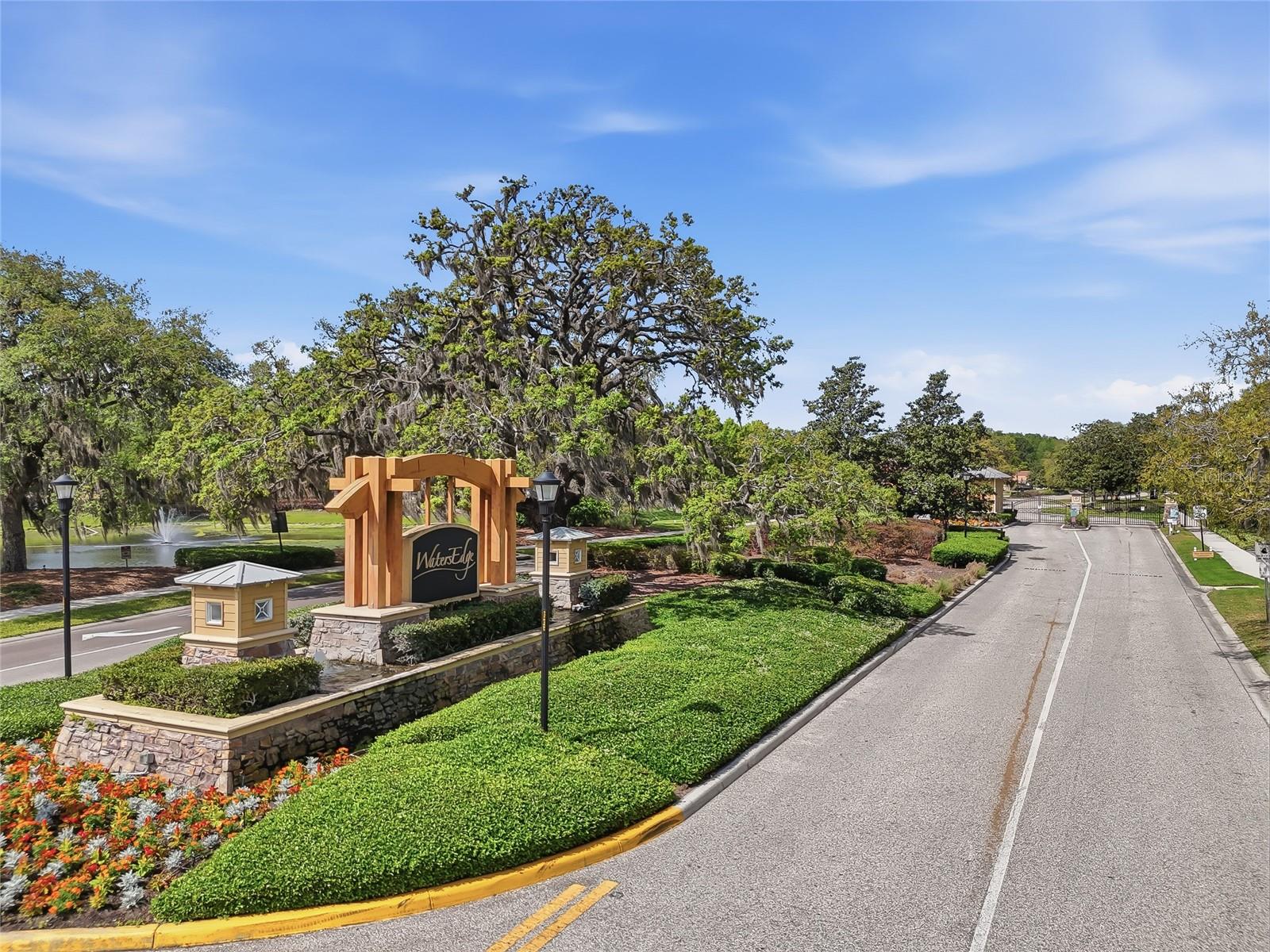 WATERS EDGE 04 - Residential