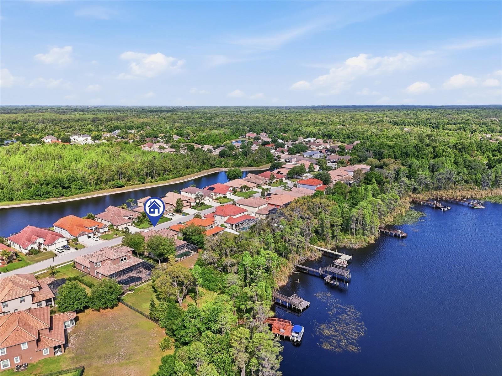 WATERS EDGE 04 - Residential