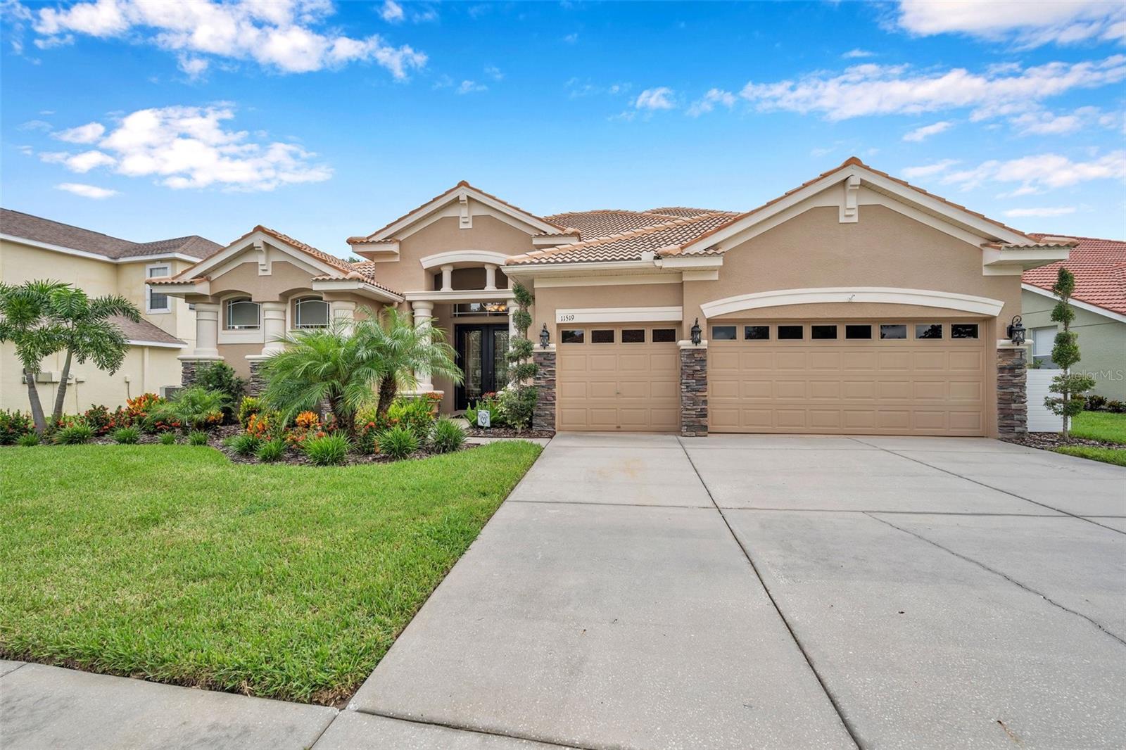11519 BELLE HAVEN DRIVE