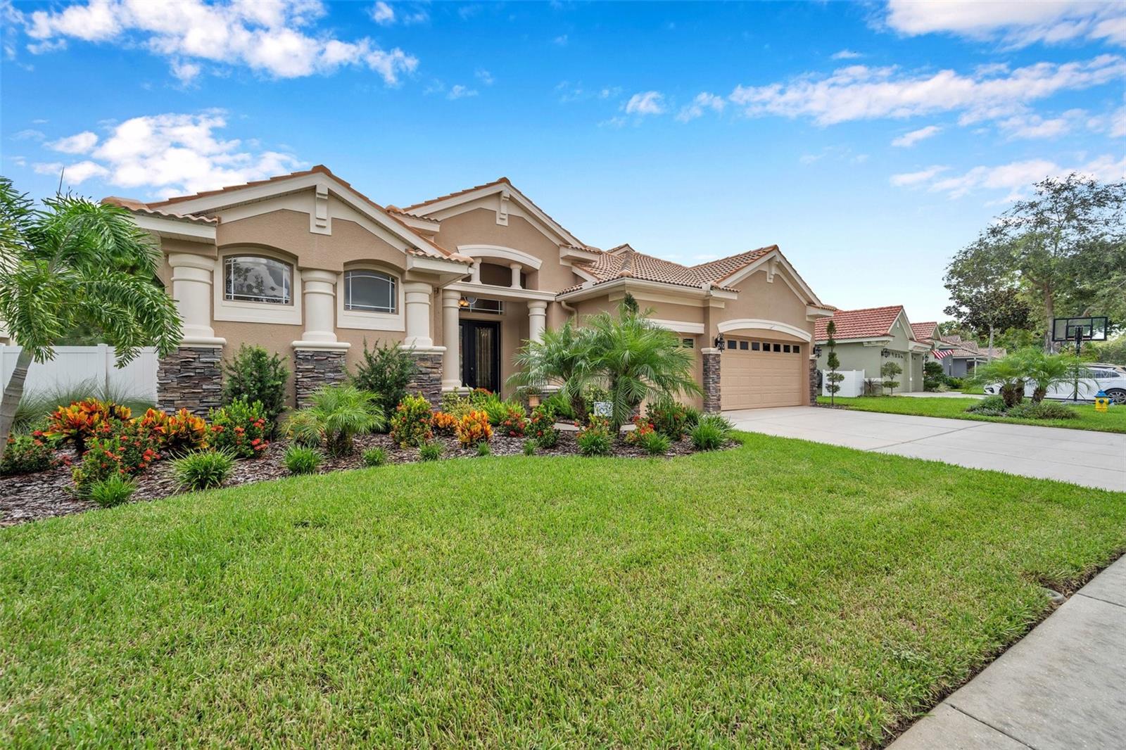 11519 BELLE HAVEN DRIVE