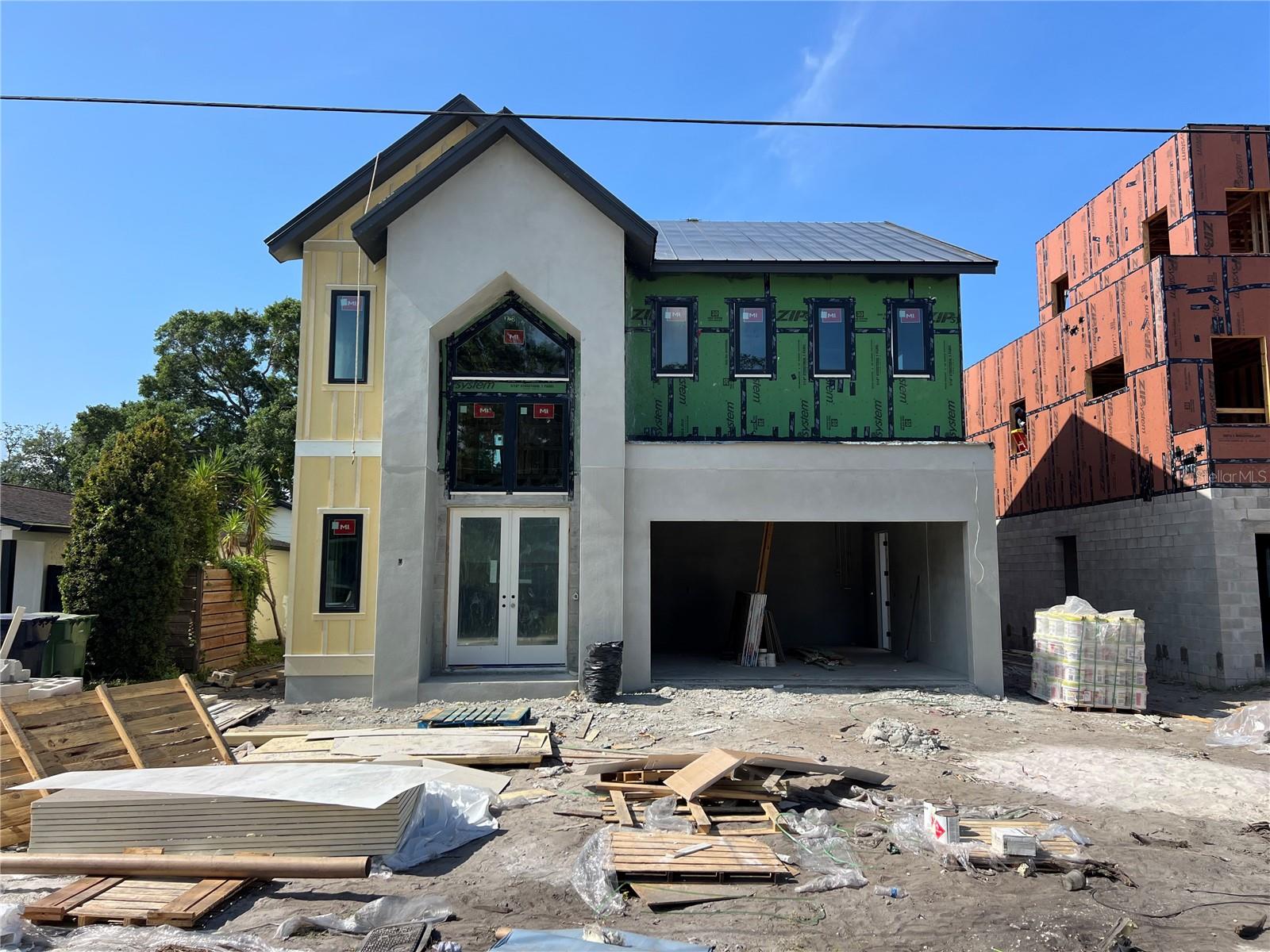 812 W BRADDOCK STREET