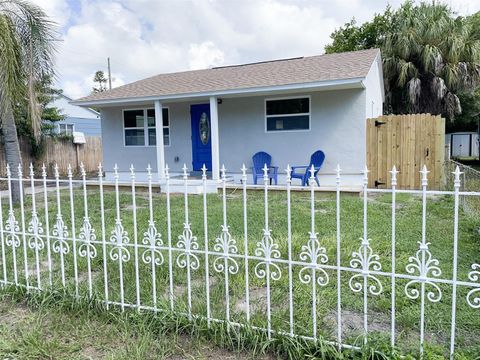 Photo of 4537 10th Avenue S, St Petersburg, FL 33711 (MLS # TB8469032)