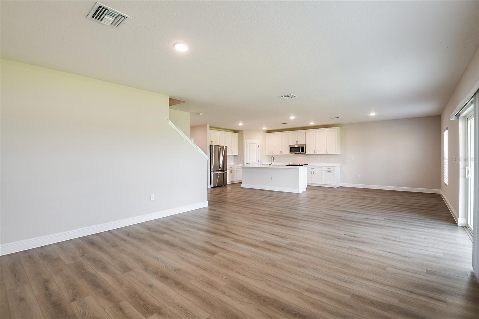 PASADENA LANDING - Residential