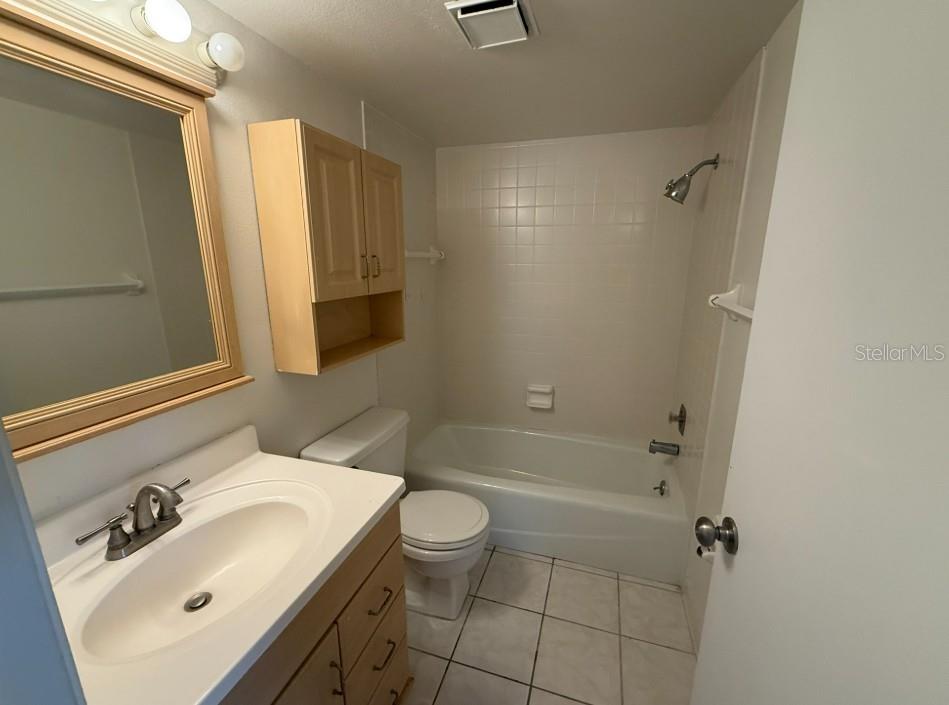 MENTONE COURT - Residential Lease