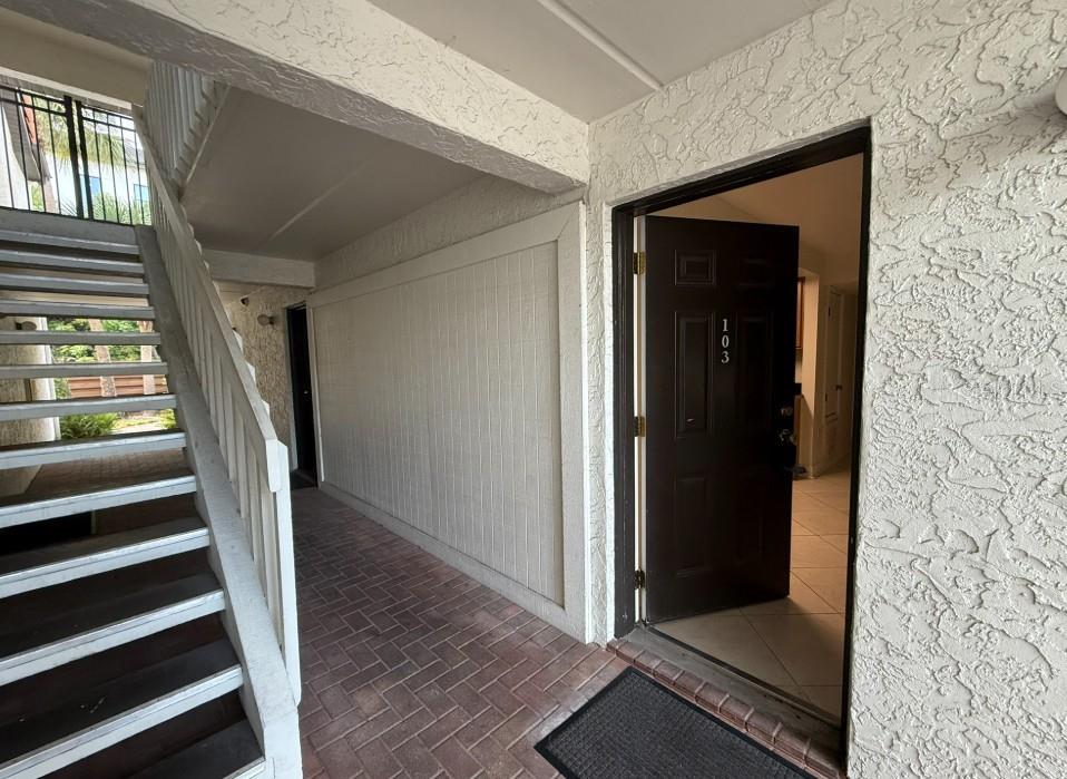 MENTONE COURT - Residential Lease