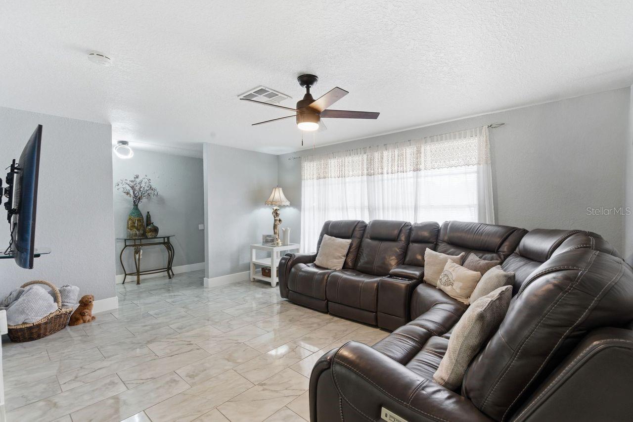 EMBASSY HILLS - Residential