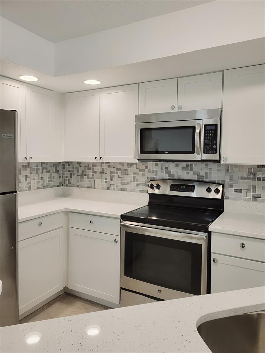 4528 COMMANDER DRIVE 2011