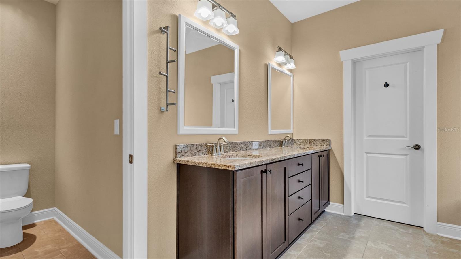 VIRGINIA PARK RE SUB O - Residential Lease