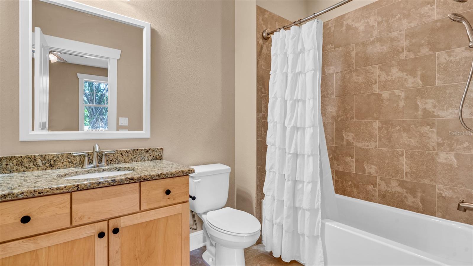 VIRGINIA PARK RE SUB O - Residential Lease