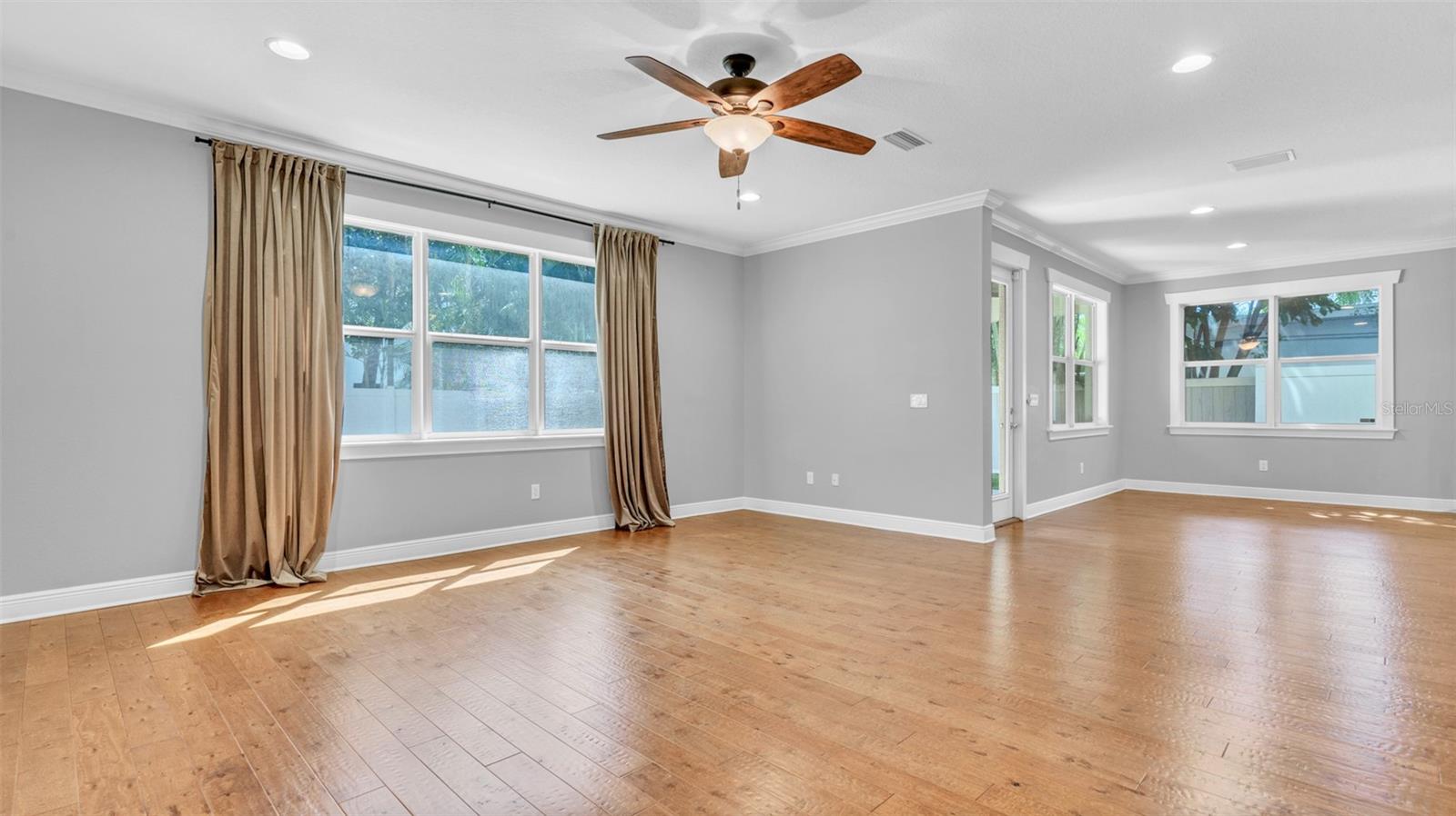 VIRGINIA PARK RE SUB O - Residential Lease