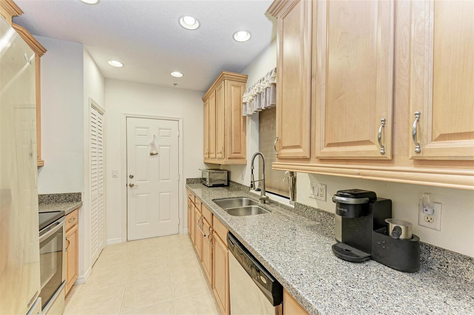 PALMA SOLA TRACE - Residential