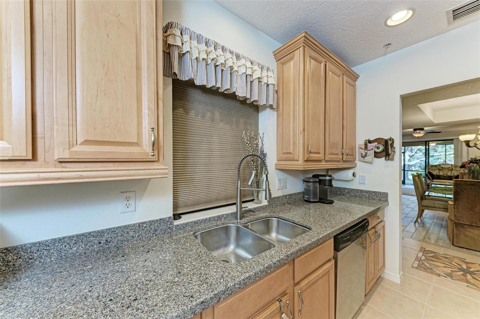 PALMA SOLA TRACE - Residential