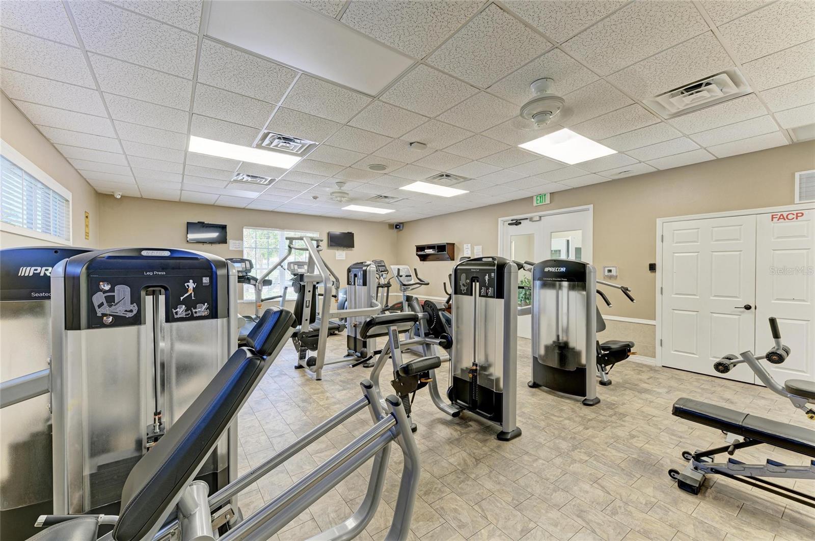 PALMA SOLA TRACE - Residential