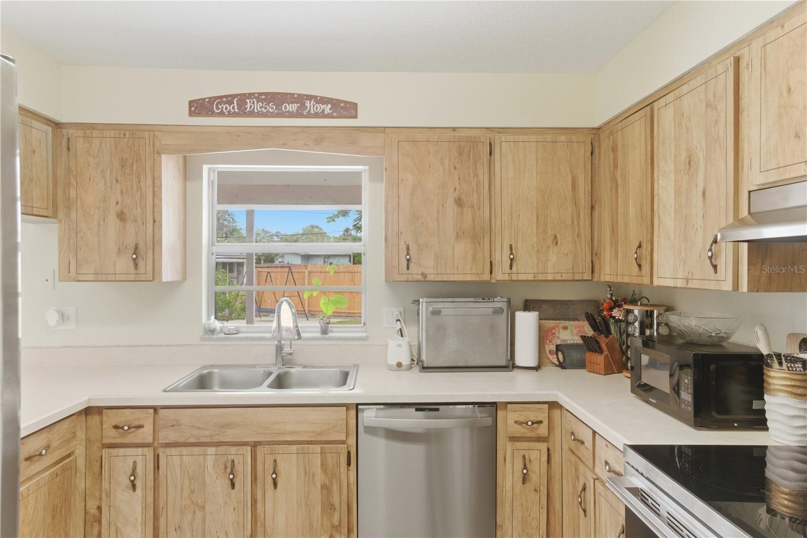 OAK LEA VILLAGE SEC 03 - Residential