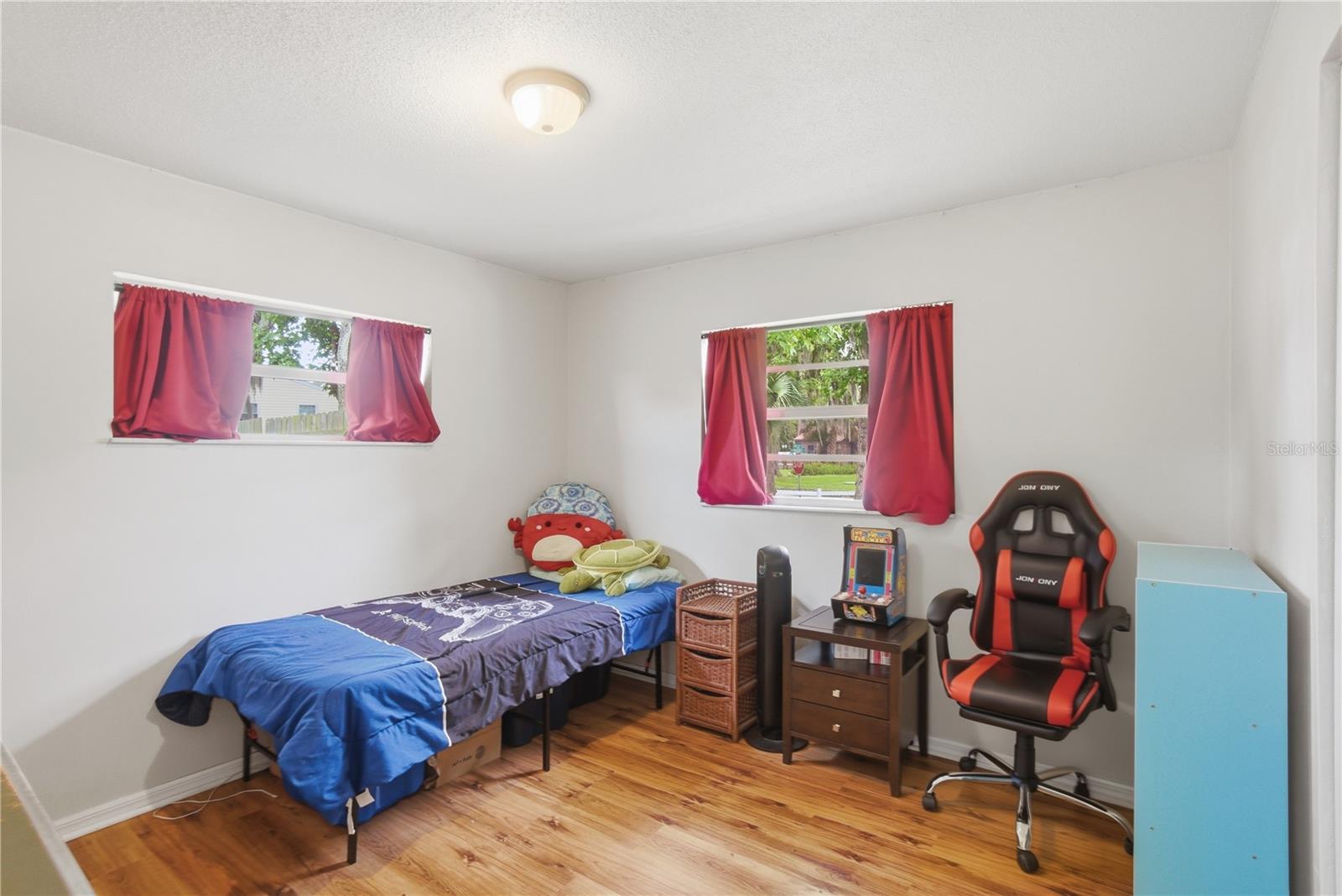 OAK LEA VILLAGE SEC 03 - Residential