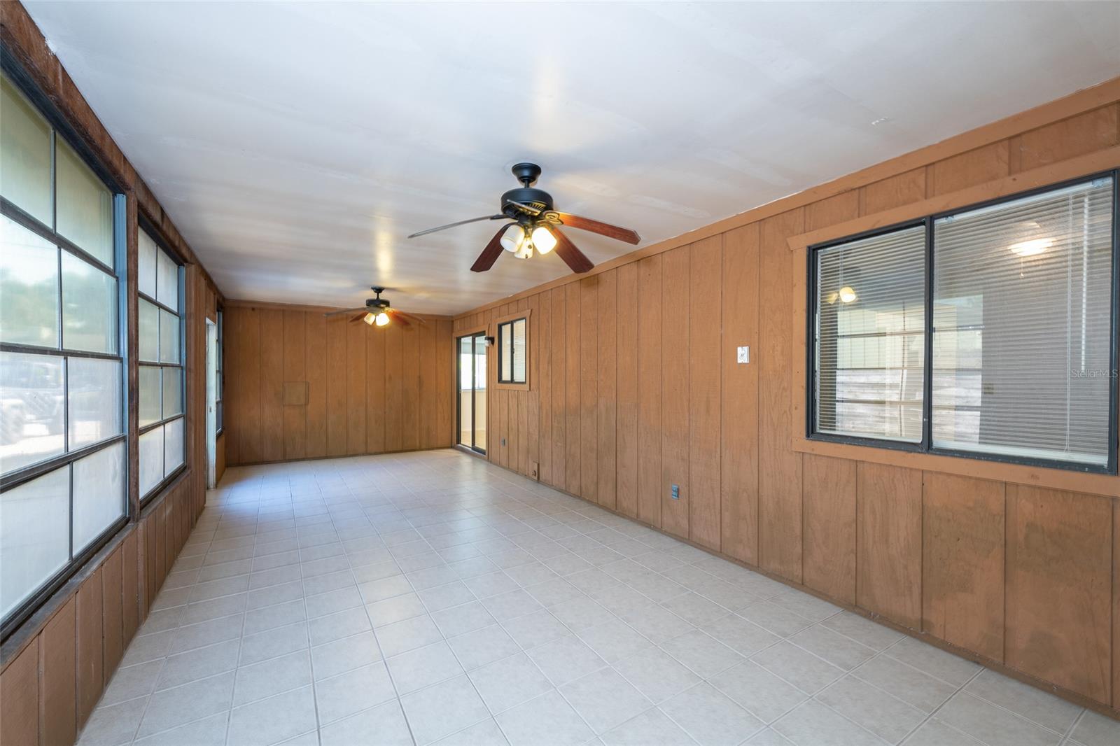 Florida Shores 01 - Residential