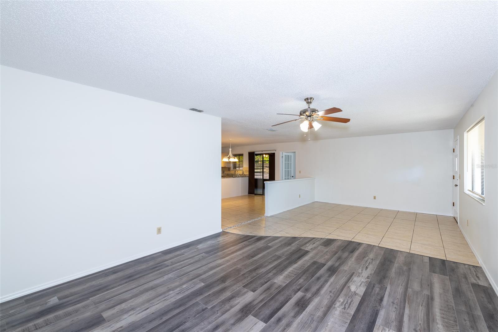 Florida Shores 01 - Residential