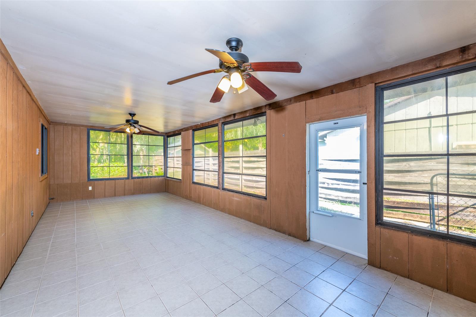 Florida Shores 01 - Residential