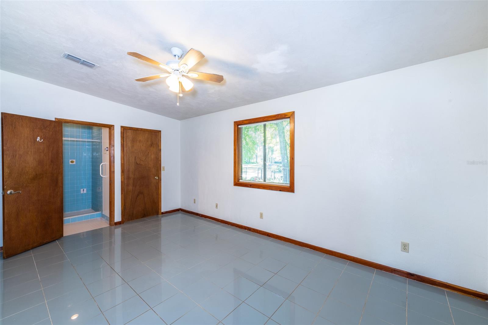 Florida Shores 01 - Residential