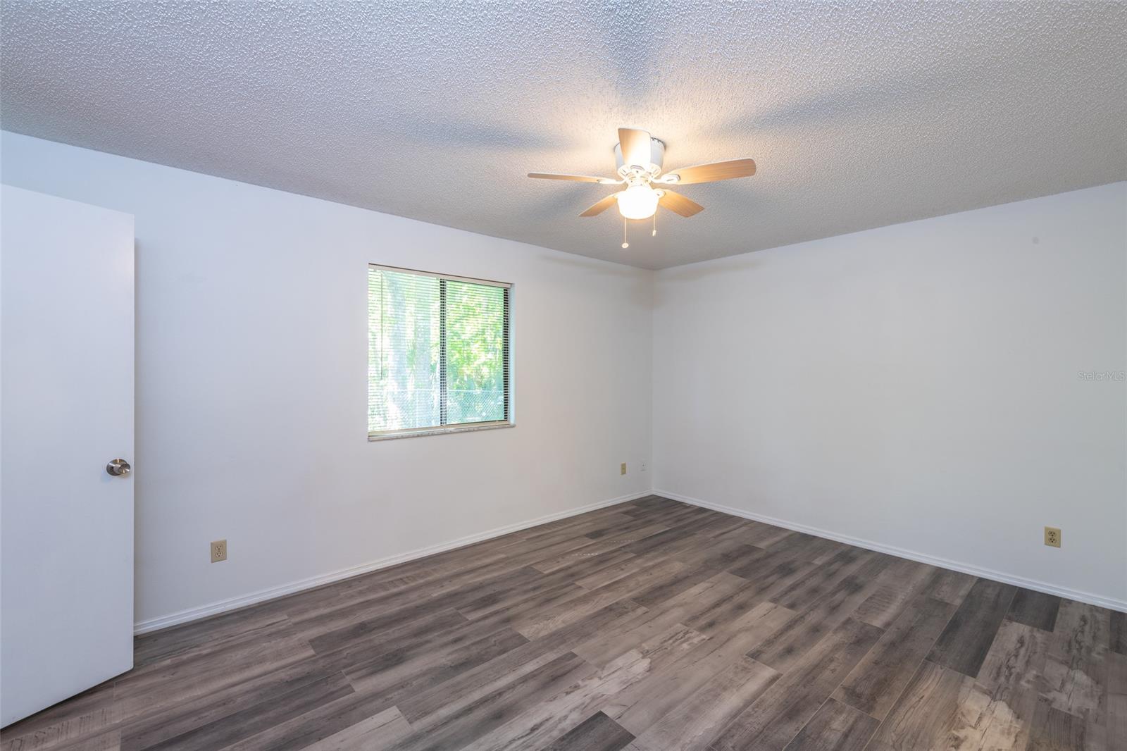 Florida Shores 01 - Residential