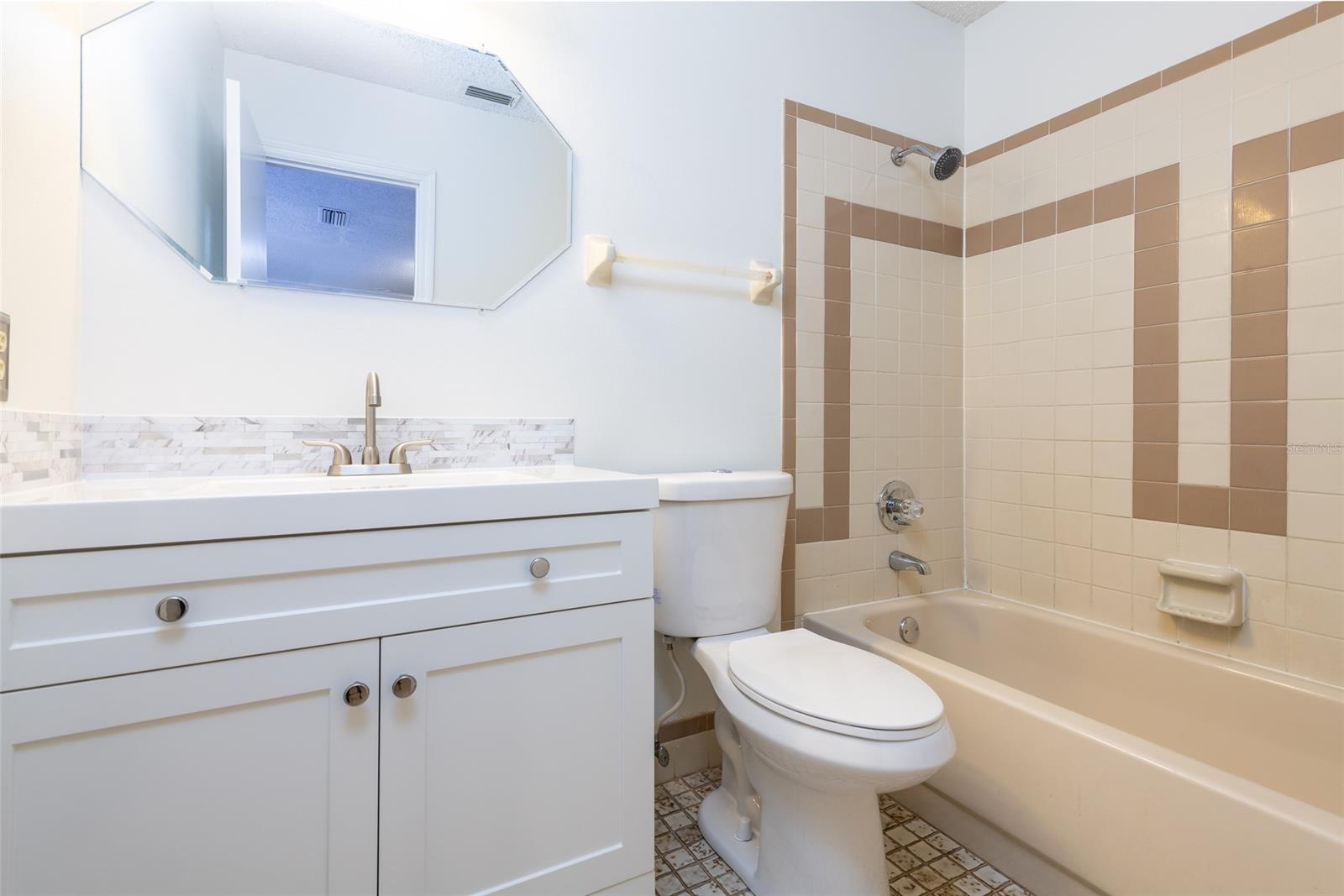 Florida Shores 01 - Residential