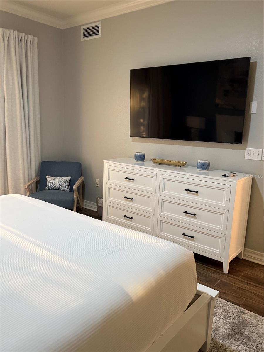 VILLAS AT REUNION SQUARE CONDO PH 1 - Residential