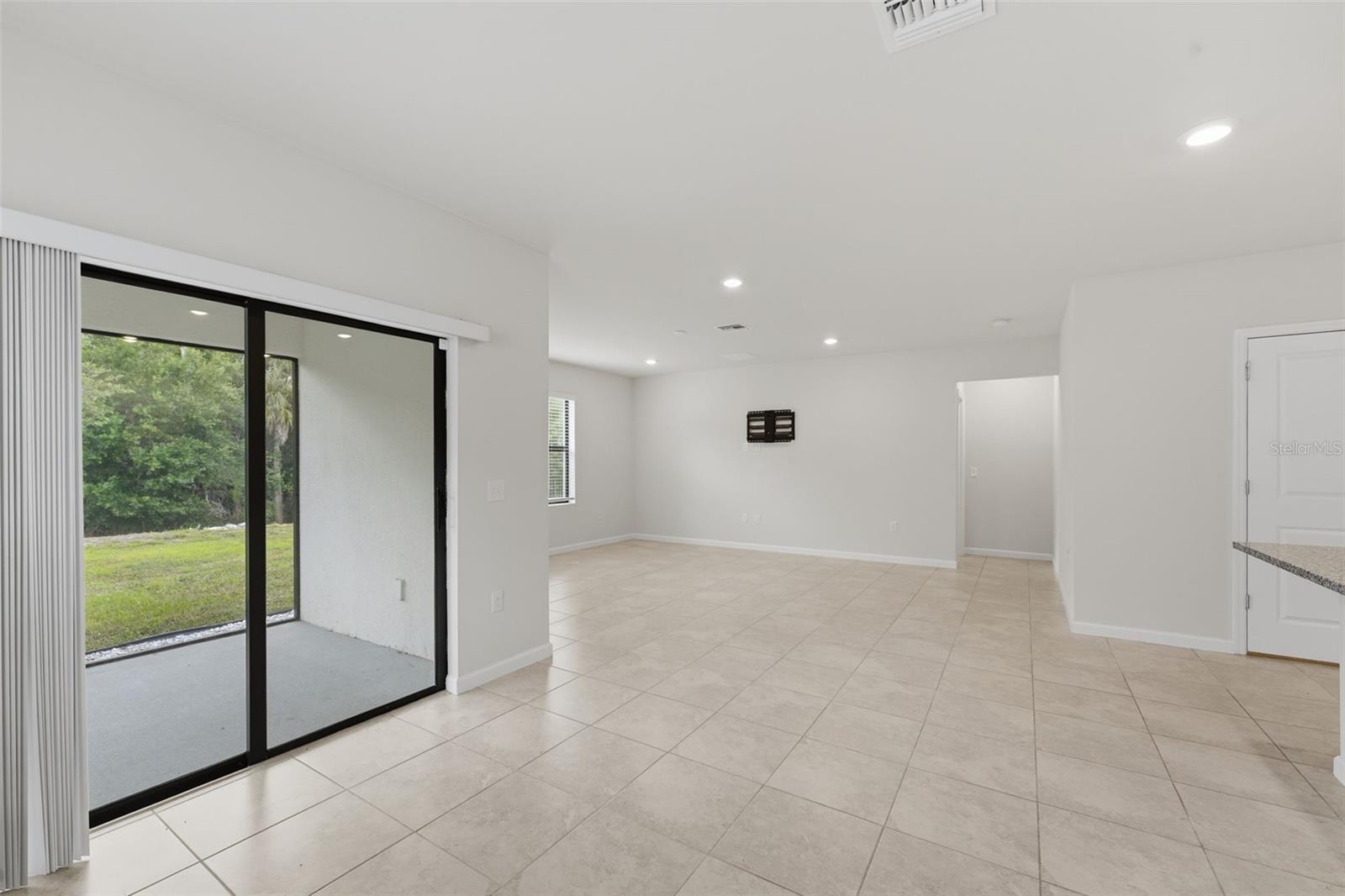 ENCLAVES/EAGLE LNDG PH 3 - Residential