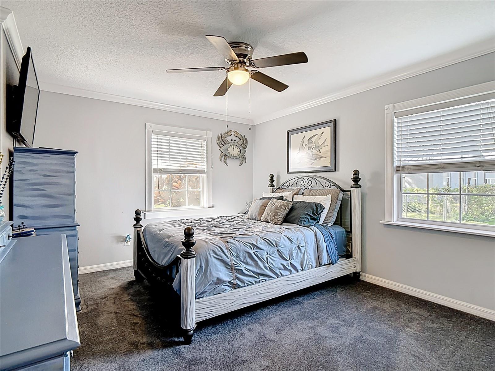 SMALL FARMS - Residential