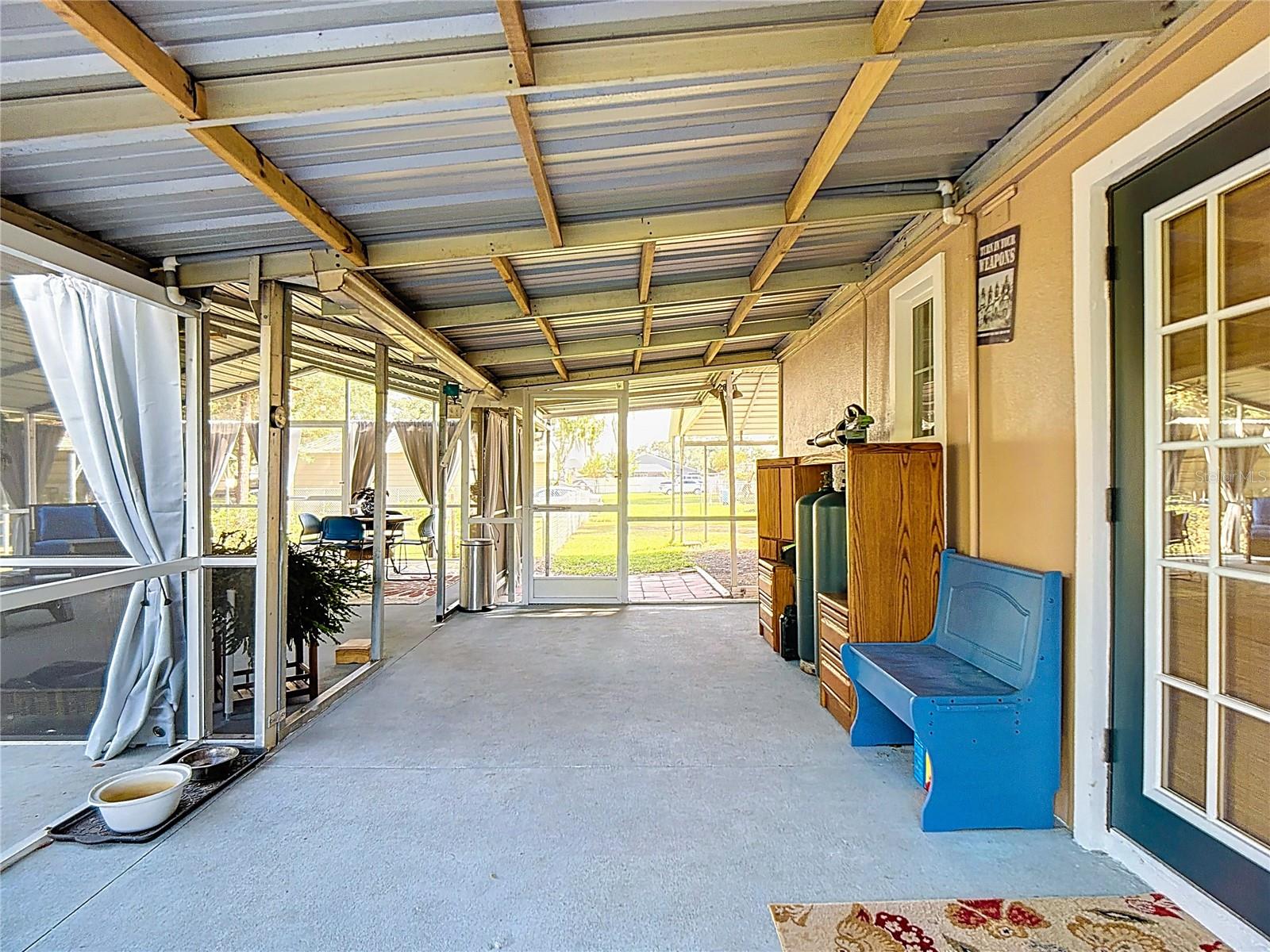 SMALL FARMS - Residential