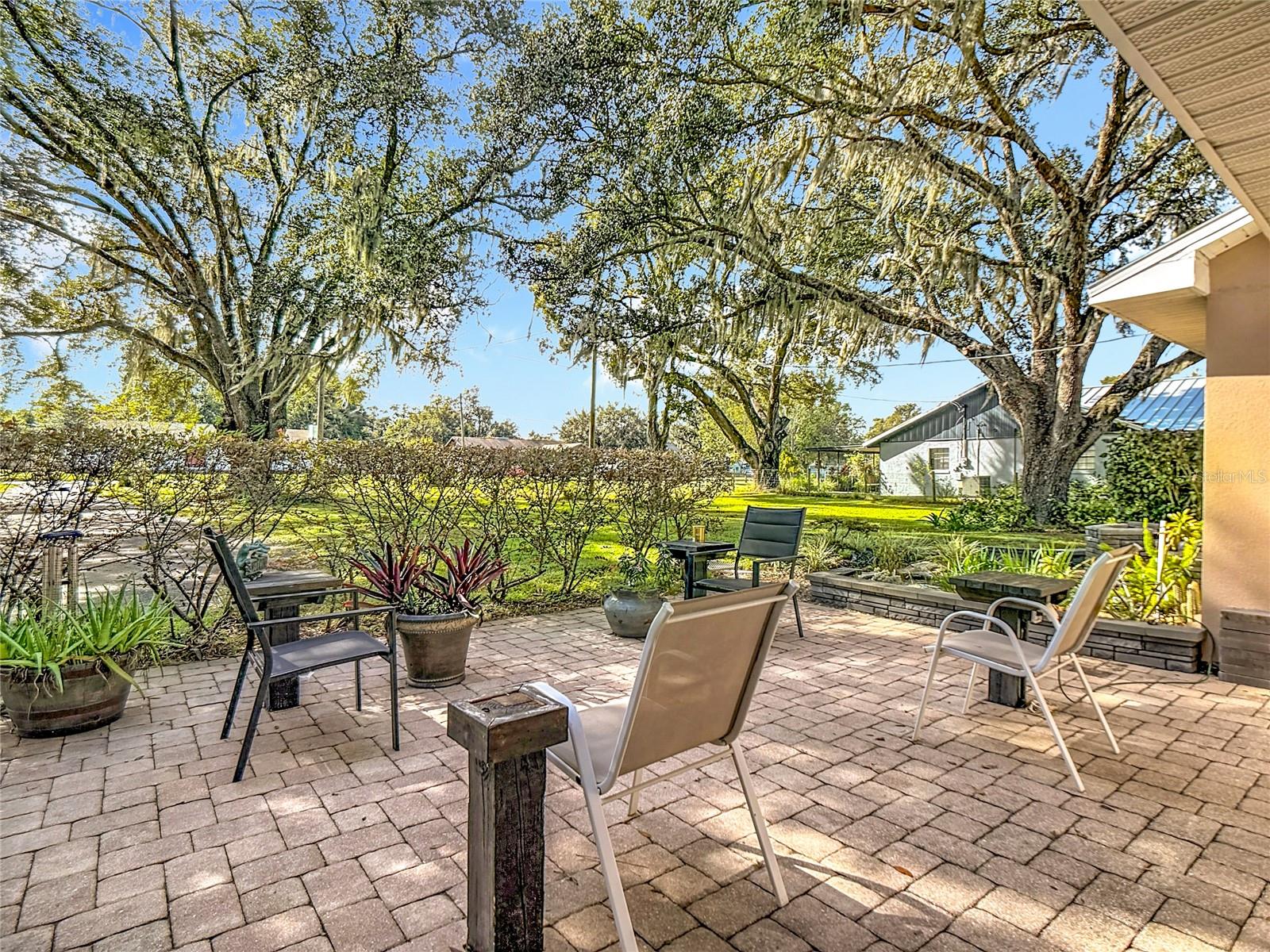 SMALL FARMS - Residential